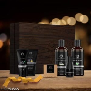 THE MAN COMPANY Charcoal Grooming Kit
